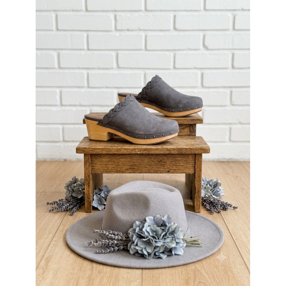 FRYE Grey Suede Leather Scalloped Braided Clog Mules Wooden Heel Boho Size 9M